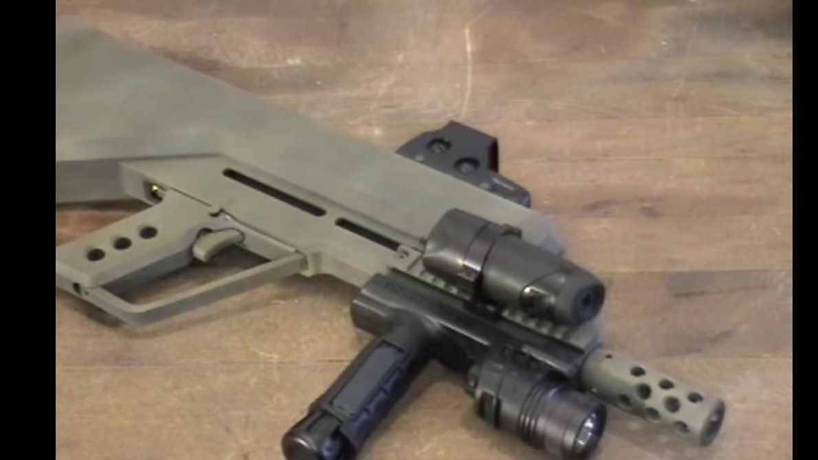 P3公司的警用BB枪 Strafer Mark 4